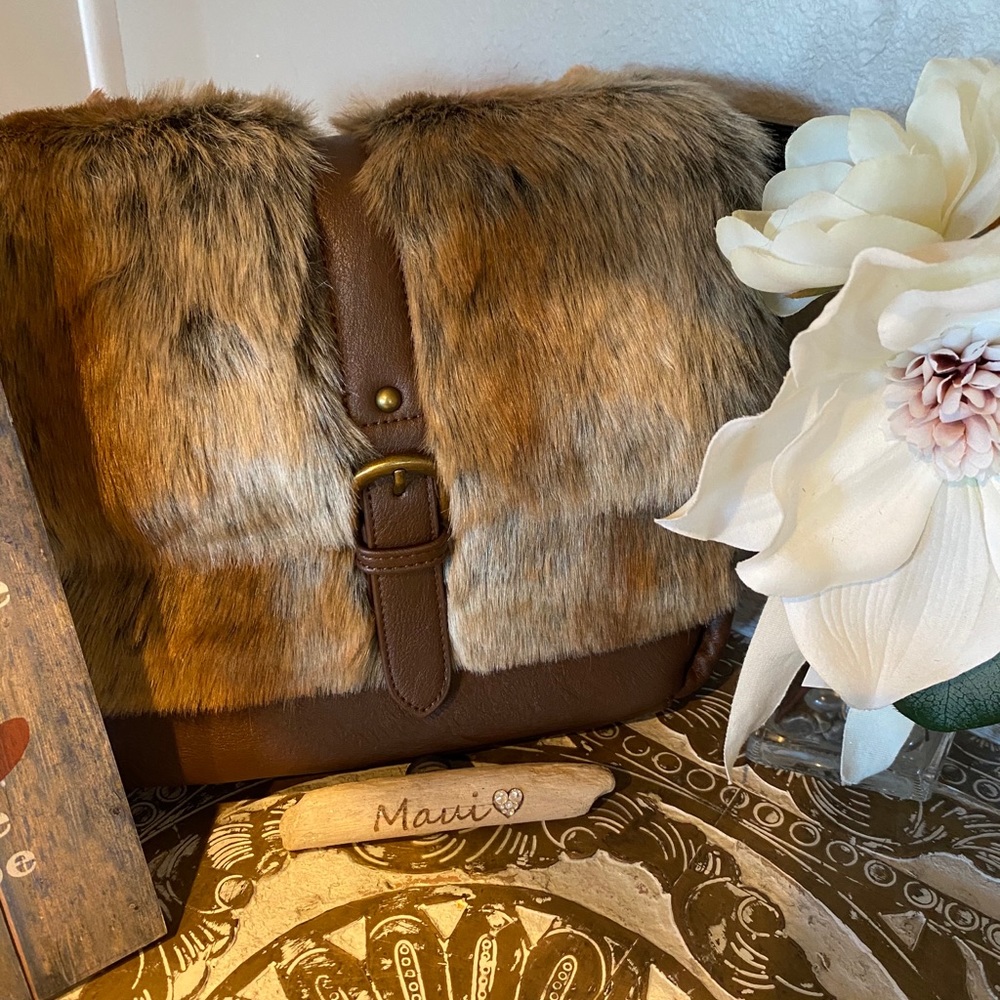 BRAND NEW BAG FROM fabulousfurs.